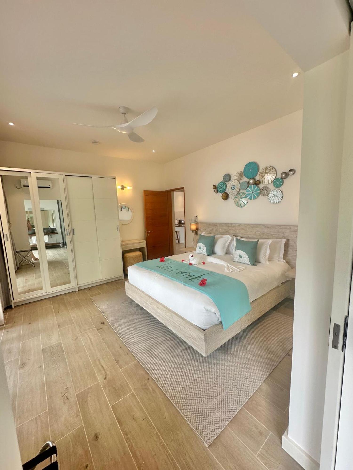 Pineapple Beach Villas Baie Lazare  Exterior foto