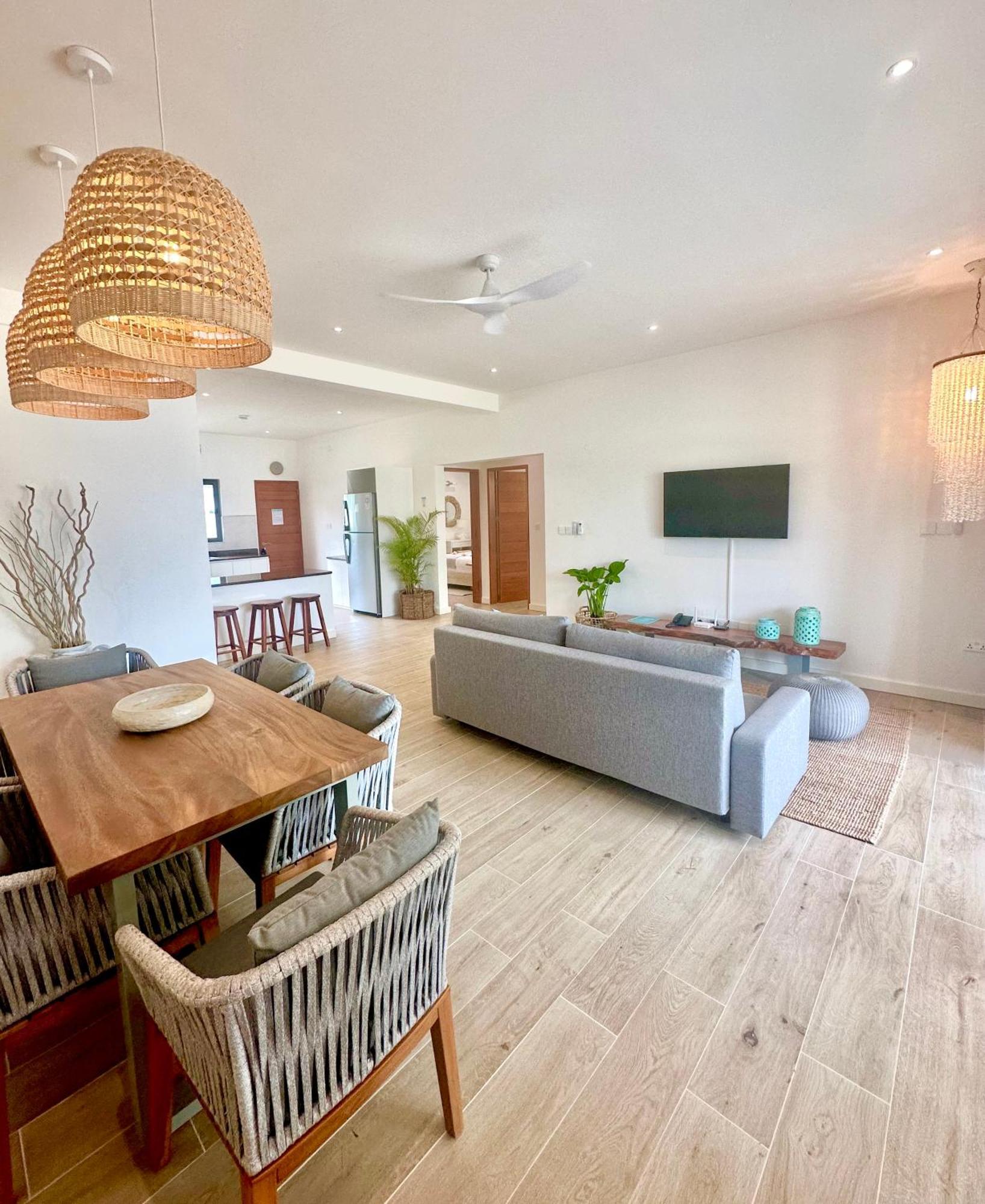 Pineapple Beach Villas Baie Lazare  Exterior foto